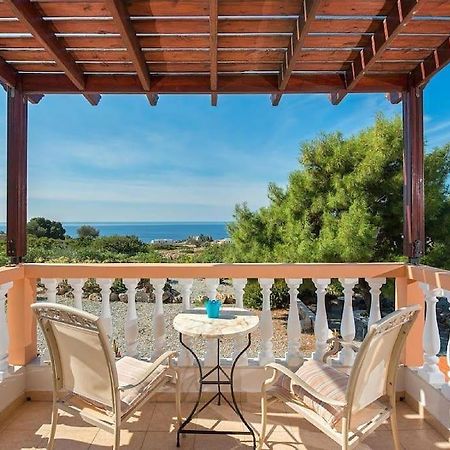 Villa Pefki Екстер'єр фото