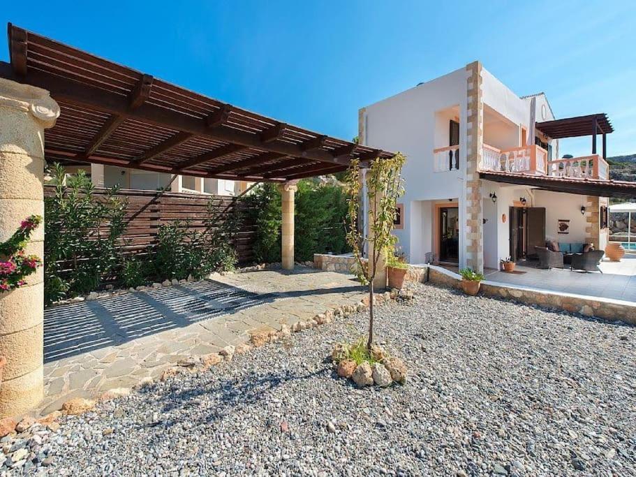 Villa Pefki Екстер'єр фото