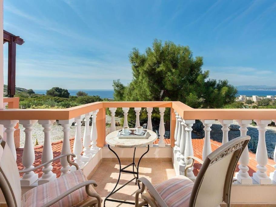Villa Pefki Екстер'єр фото