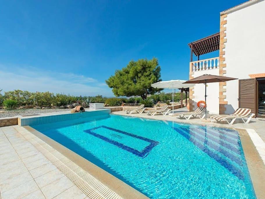 Villa Pefki Екстер'єр фото
