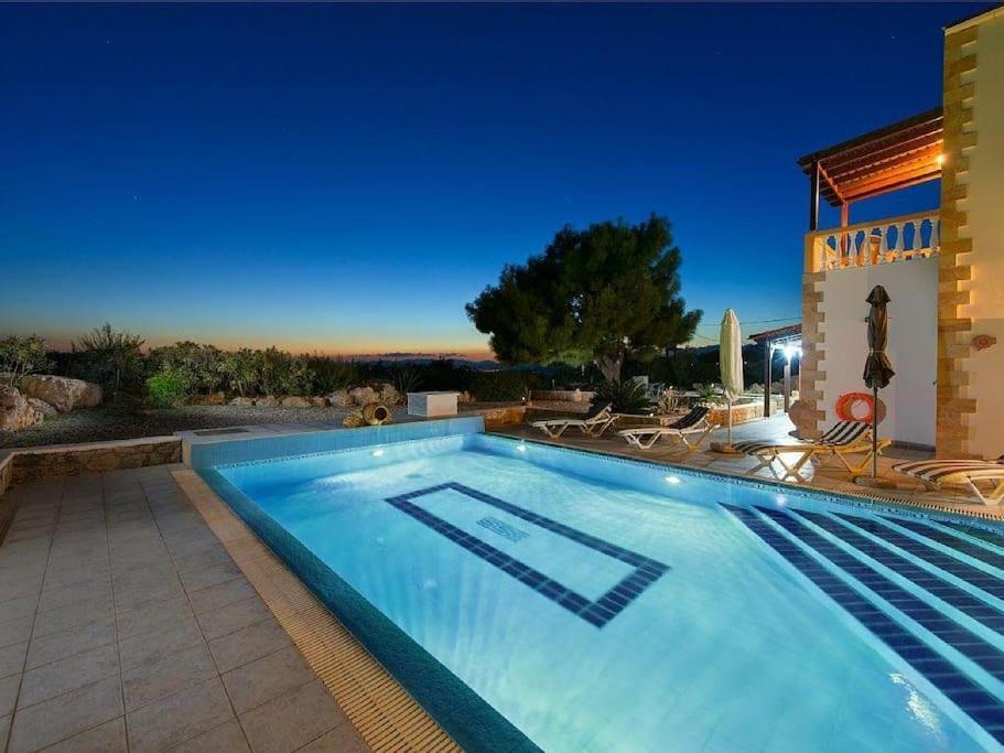 Villa Pefki Екстер'єр фото